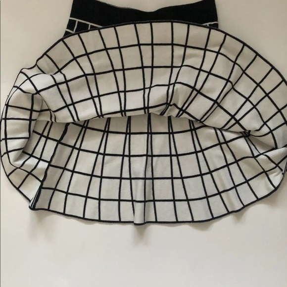 Anthropologie Sunday in Brooklyn Reversible  Black/White Skirt, Small - Picture 6 of 7